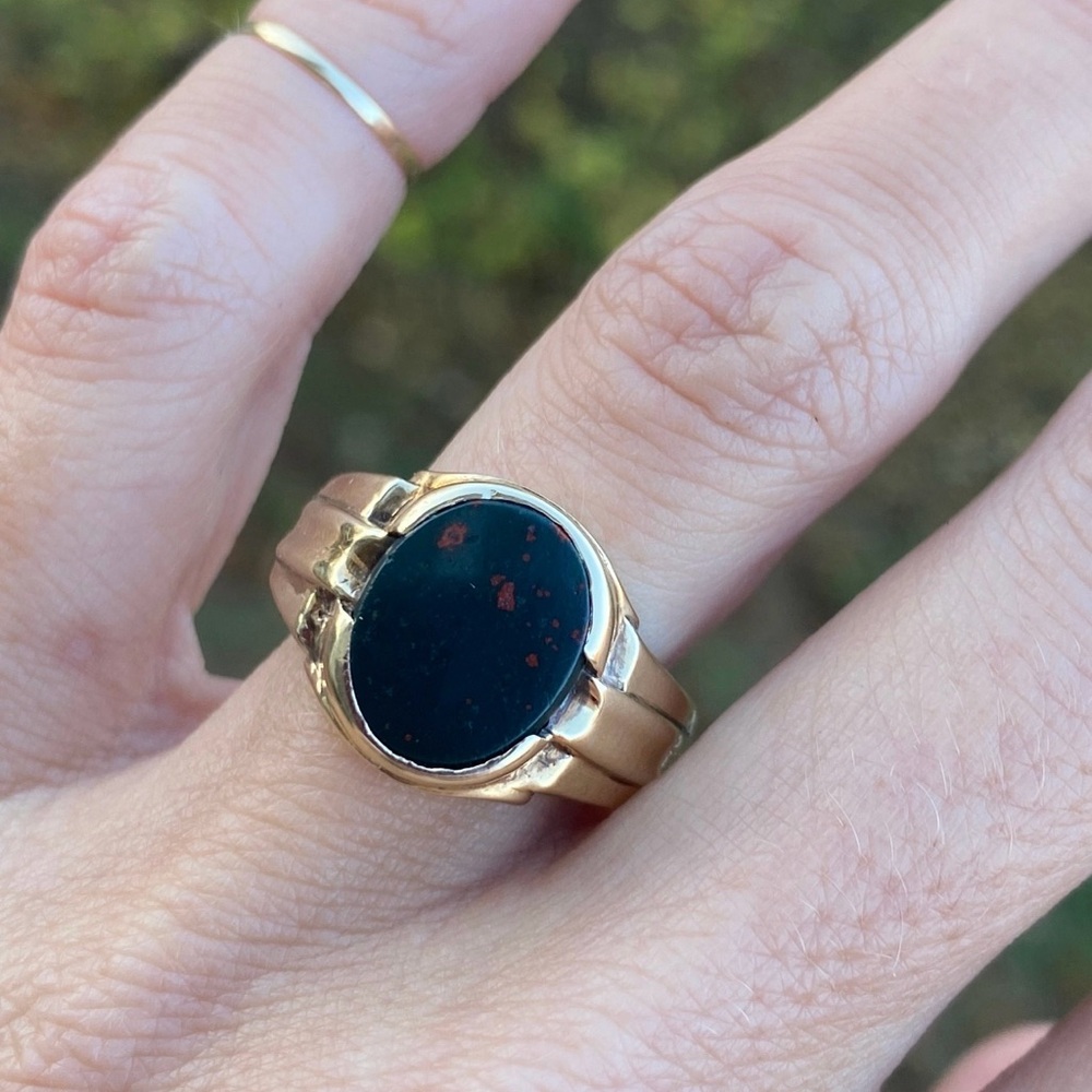 10k gold bloodstone ring